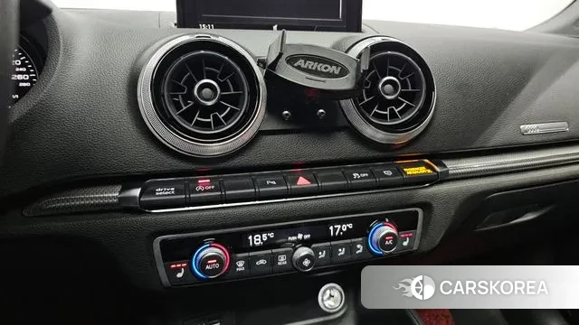 Audi New A3 2018 Черный из Кореи, фото 6