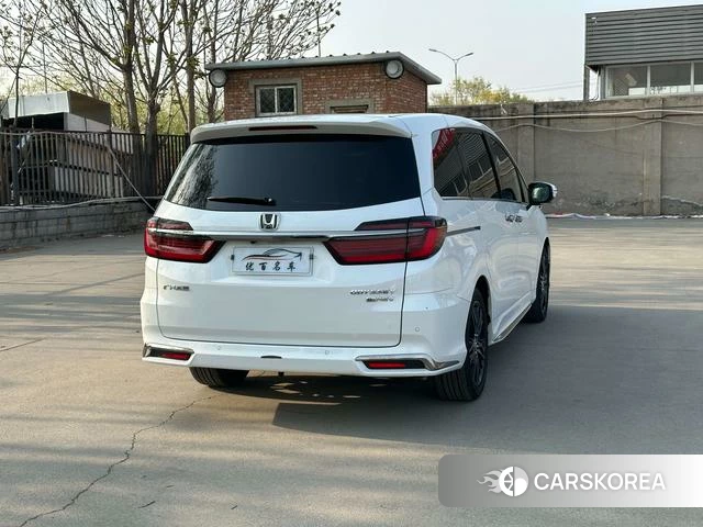 Honda Odyssey 2023 Белый из Китая, фото 6