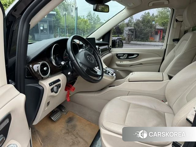 Mercedes-Benz V-class id 4211074 из Китая 6