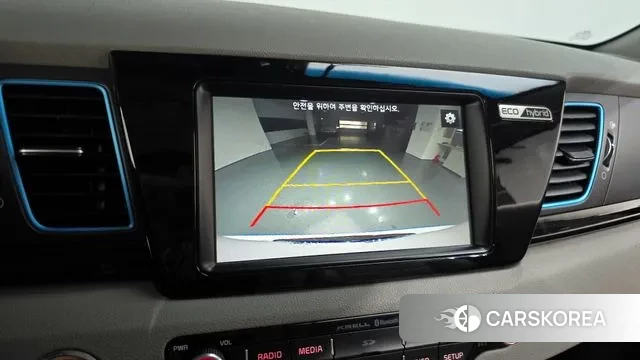 Kia Niro 2018 Белый из Кореи, фото 6