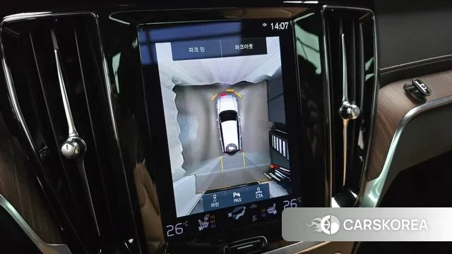 Volvo V60 Cross-Country 2nd Generation 2021 Белый из Кореи, фото 6