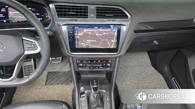 Volkswagen Tiguan second Generation 2021 Белый из Кореи, фото 6