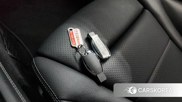 Mercedes-Benz GLC-Class X253 2019 Белый из Кореи, фото 6