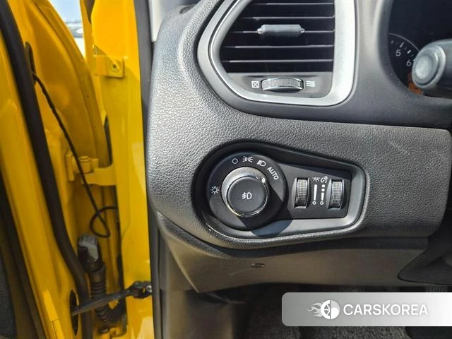 Jeep Renegade 2018 Желтый из Кореи, фото 6