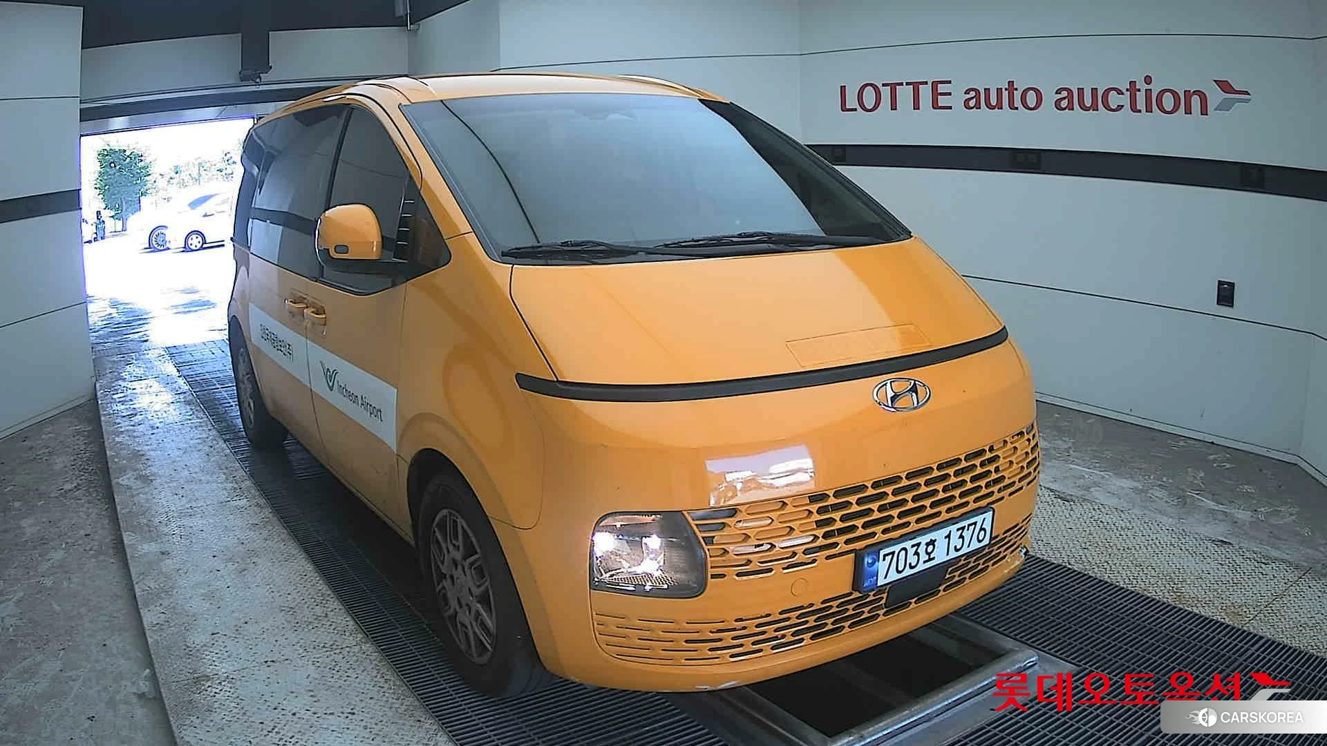 Hyundai Staria 2023 Creamy White из Кореи, фото 6