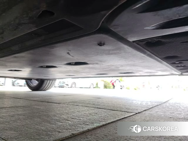 Audi Q6L e-tron 2025 Зеленый из Китая, фото 6