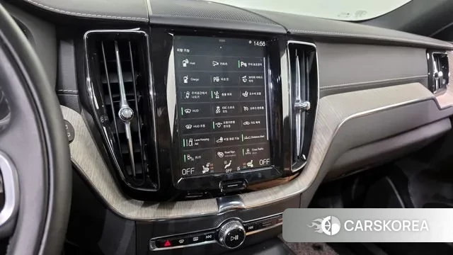 Volvo XC60 second Generation 2019 Белый из Кореи, фото 6