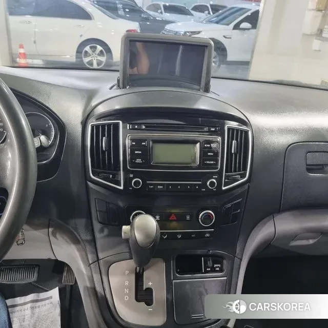 Hyundai The New Grand Starex 2018 Черный из Кореи, фото 6