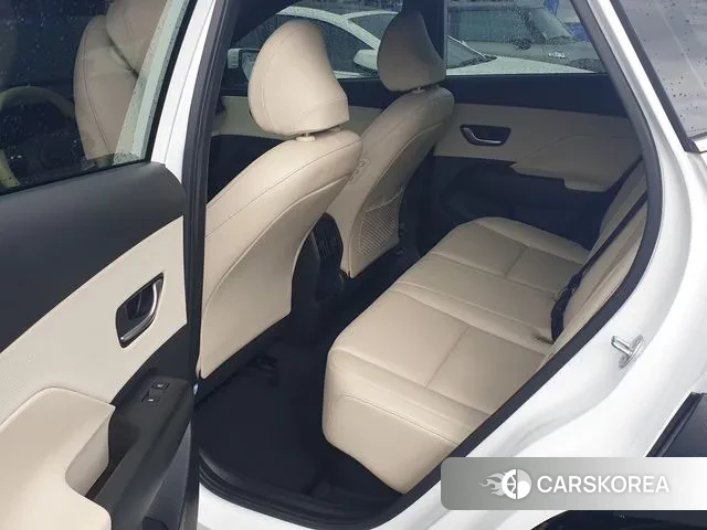 Hyundai Kona Hybrid (SX2) 2023 Белый из Кореи, фото 6