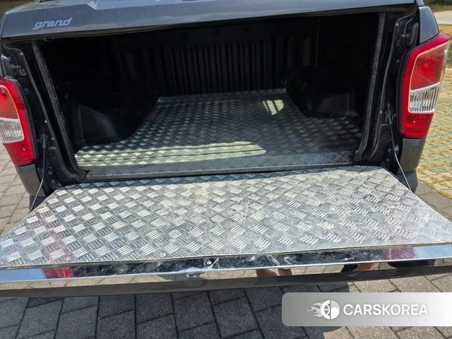 Ssangyong Rexton Sports 2019 Серебристо-серый из Кореи, фото 6