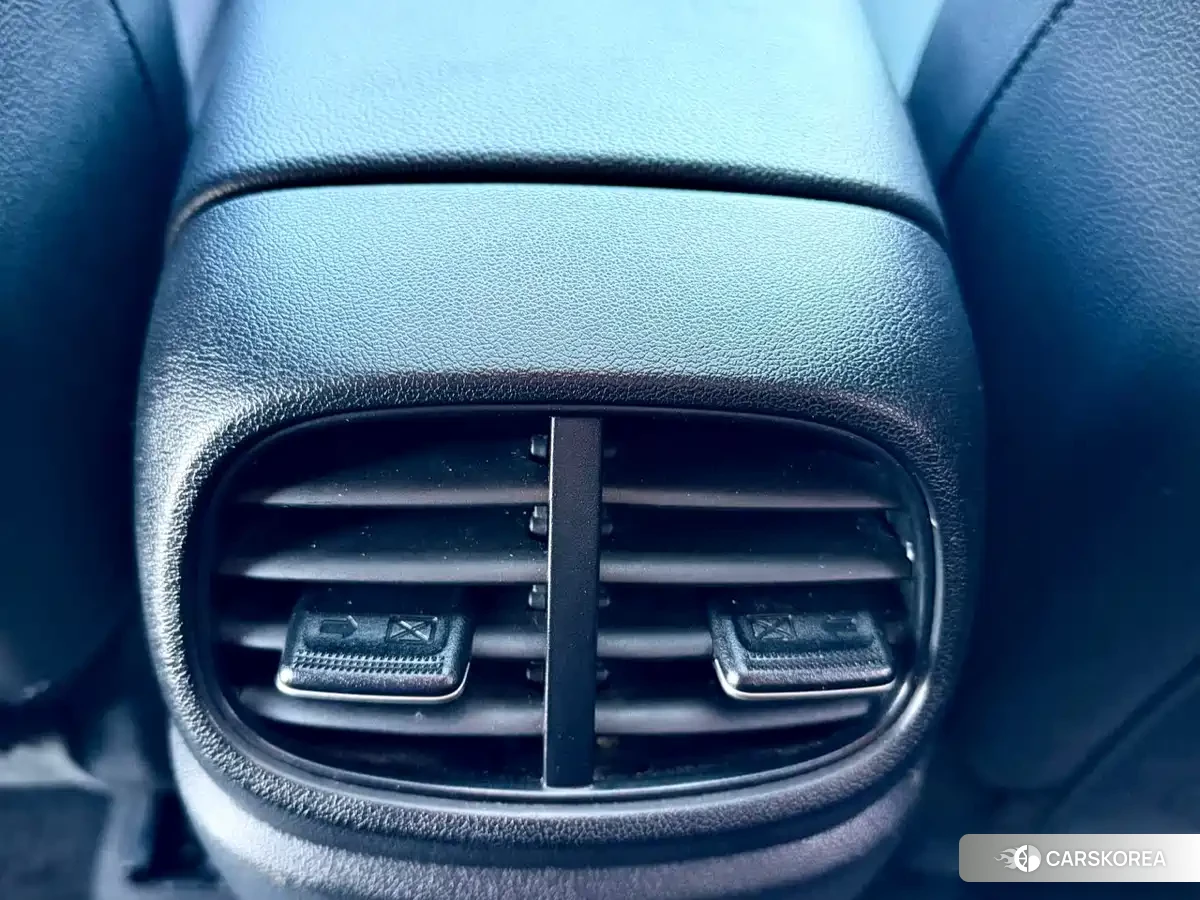 Hyundai Elantra 2023 Белый из Китая, фото 6