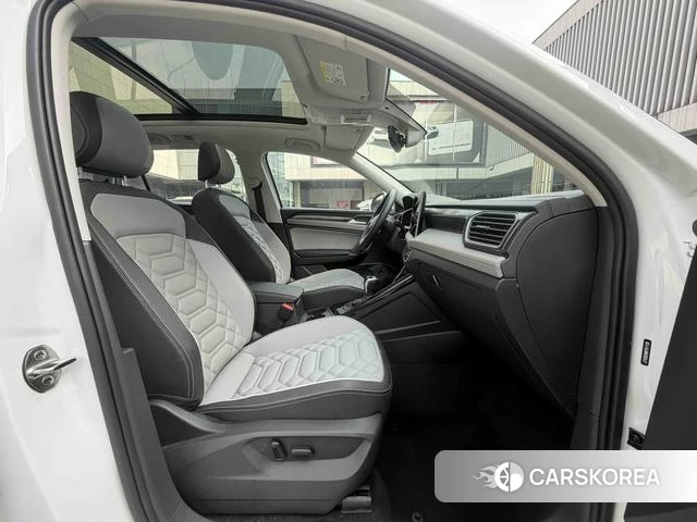 Volkswagen Tanyue 2023 Белый из Китая, фото 6