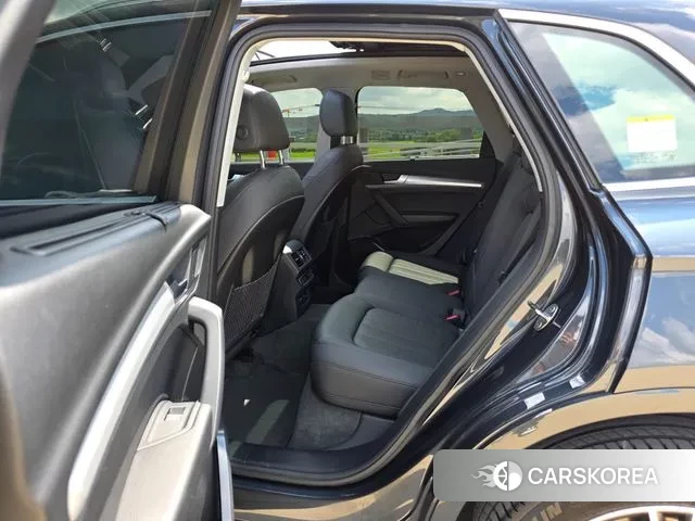 Audi Q5 (FY) 2022 Серый из Кореи, фото 6