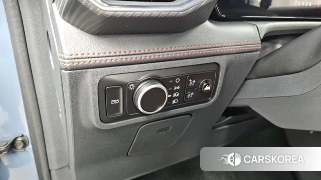 Ford Mustang 7th Generation 2024 Синий из Кореи, фото 6