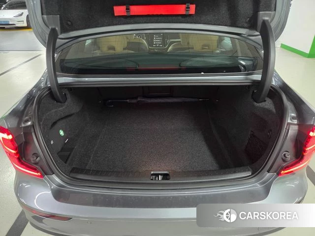 Volvo S60 3rd generation 2019 Серый из Кореи, фото 6