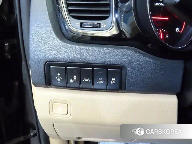 Kia The New Carnival 2018 Черный из Кореи, фото 6