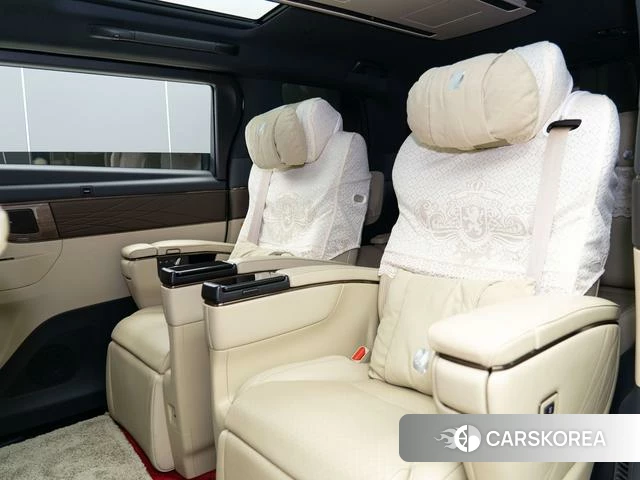 Toyota Elfa 2024 Черный из Китая, фото 6