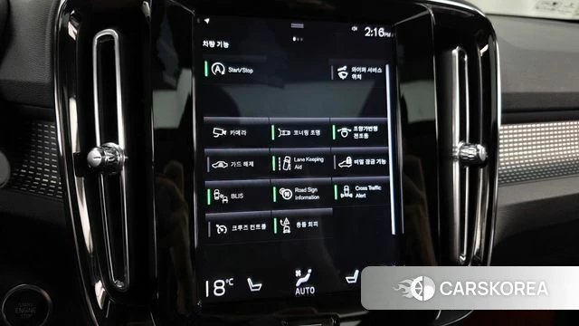 Volvo XC40 2020 Светло-серебряный цвет из Кореи, фото 6