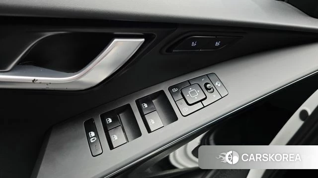 Kia Di Ol Nu Niro 2022 Белый из Кореи, фото 6