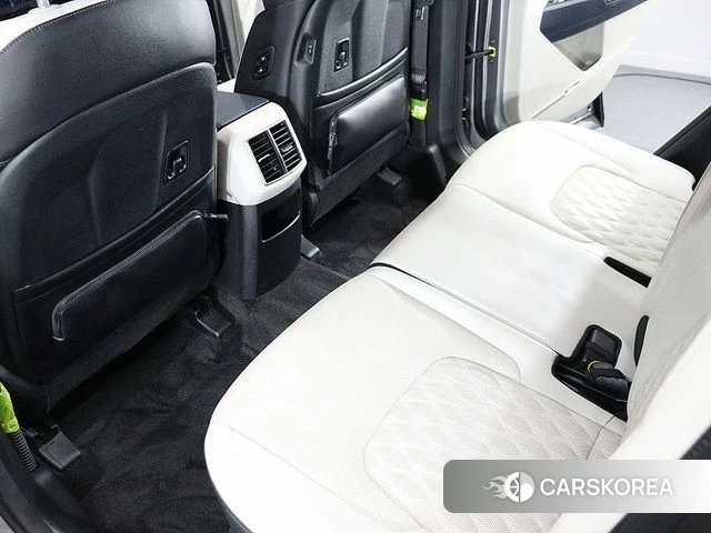 Kia Sportage 5th Generation 2021 Серебристо-серый из Кореи, фото 6