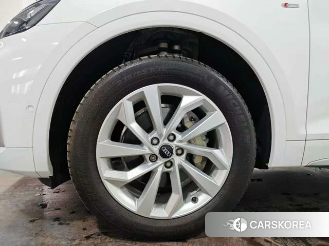 Audi Q5L 2021 Белый из Китая, фото 6