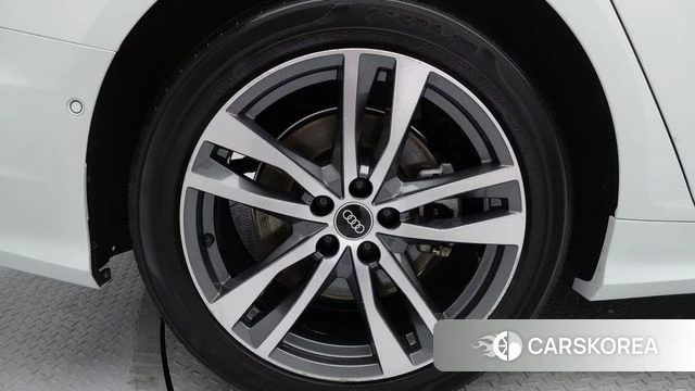 Audi A6 (C8) 2021 Белый из Кореи, фото 6
