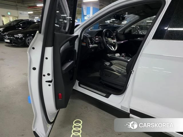 Audi Q5 (FY) 2021 Белый из Кореи, фото 6