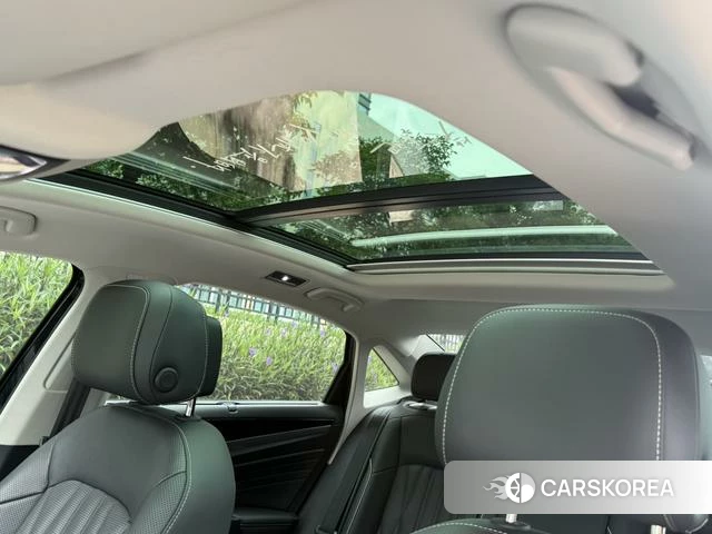 Volkswagen Passat 2022 Черный из Китая, фото 6