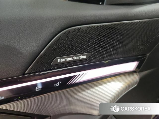BMW 5 Series (G60) 2025 Черный из Кореи, фото 6