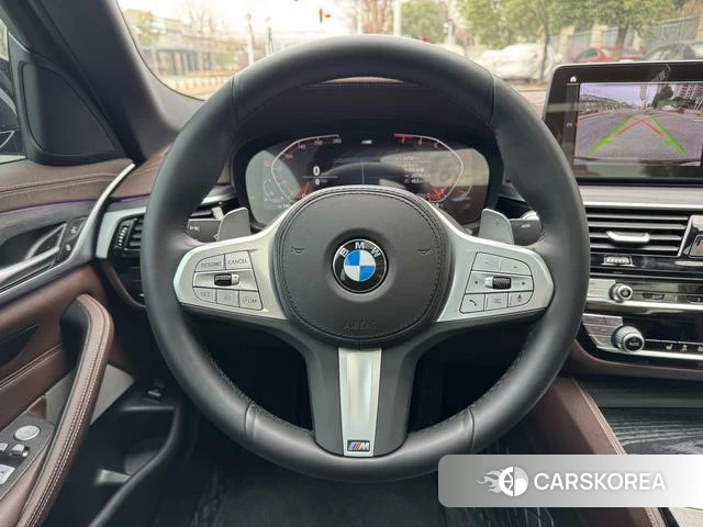 BMW 5 series 2023 Черный из Китая, фото 6