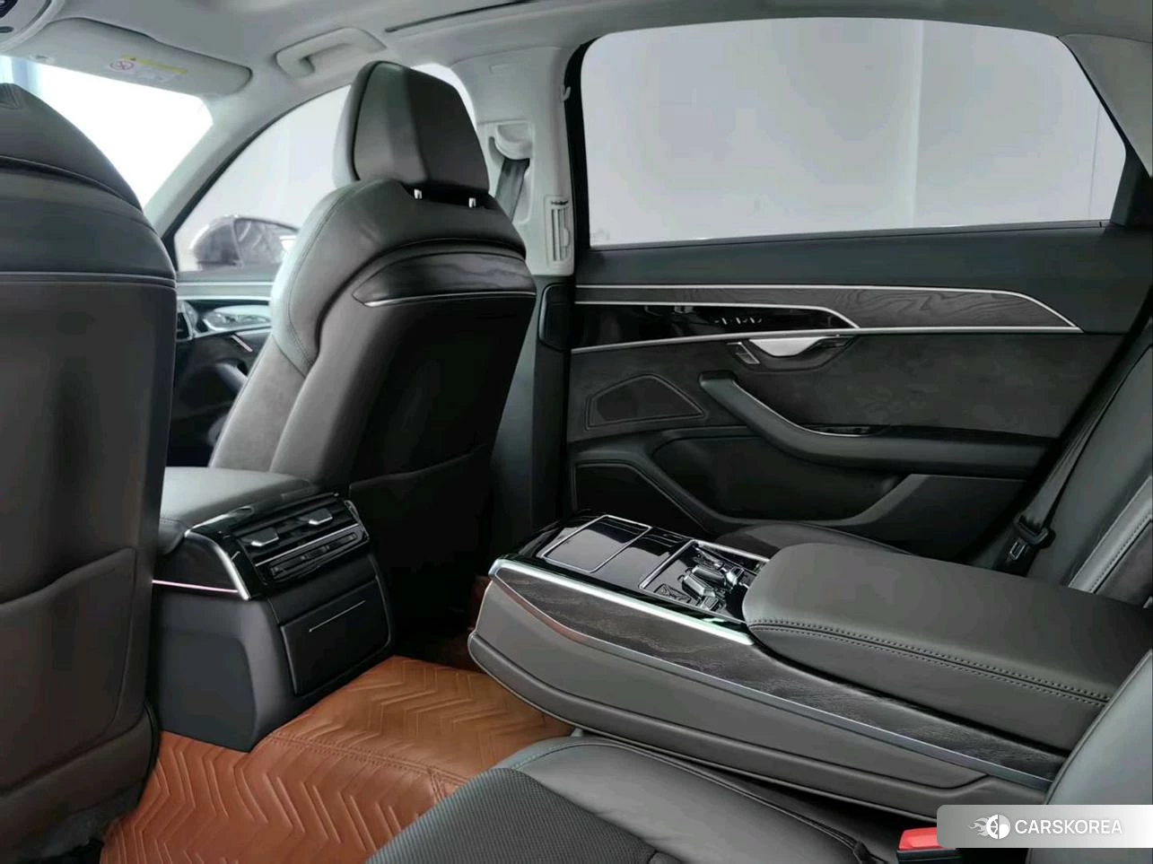 Audi A8 2020 Черный из Китая, фото 6