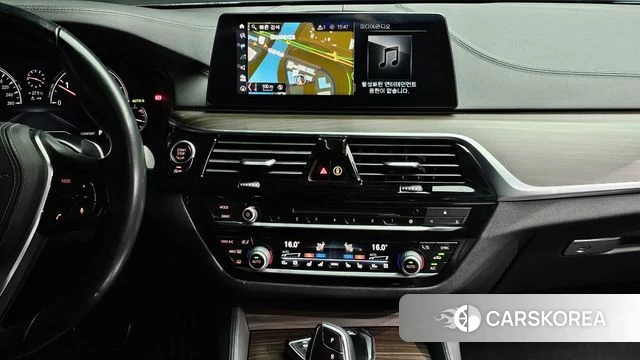 BMW 5 Series (G30) 2018 Черный из Кореи, фото 6