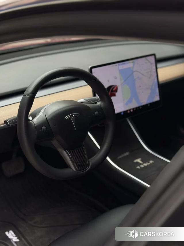 Tesla Model 3 2020 Красный из Китая, фото 6