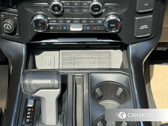 Ford F-150 Raptor 2022 Оранжевый из Китая, фото 6
