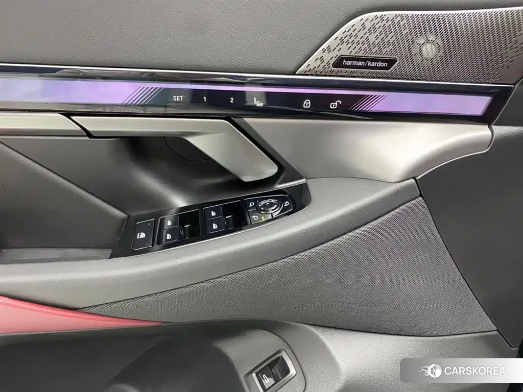 BMW 5 series 2026 Черный из Китая, фото 6