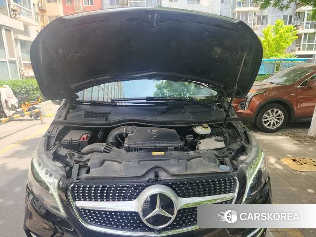 Mercedes-Benz V-class 2024 Черный из Китая, фото 6