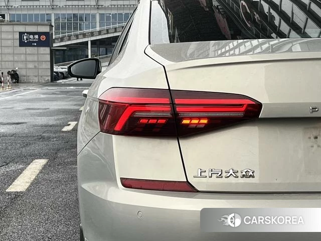 Volkswagen Passat 2019 Другой из Китая, фото 6