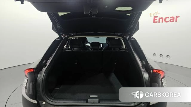 Kia EV6 2022 Черный из Кореи, фото 6