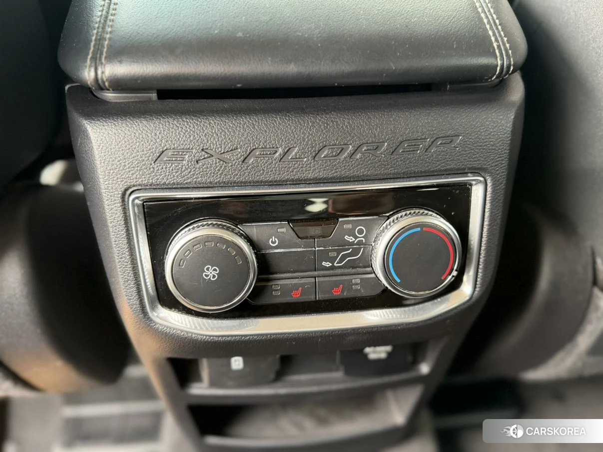 Ford Explorer 2020 Черный из Китая, фото 6