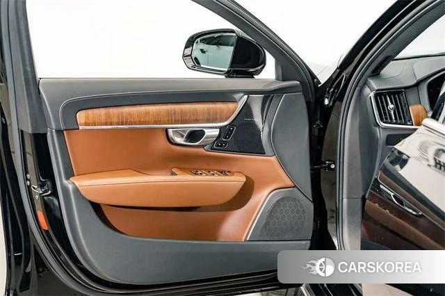 Volvo S90 2023 Черный из Китая, фото 6