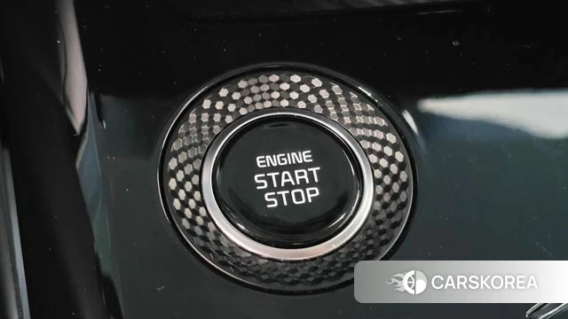 Kia Di Ol Nu Niro 2022 Красный из Кореи, фото 6