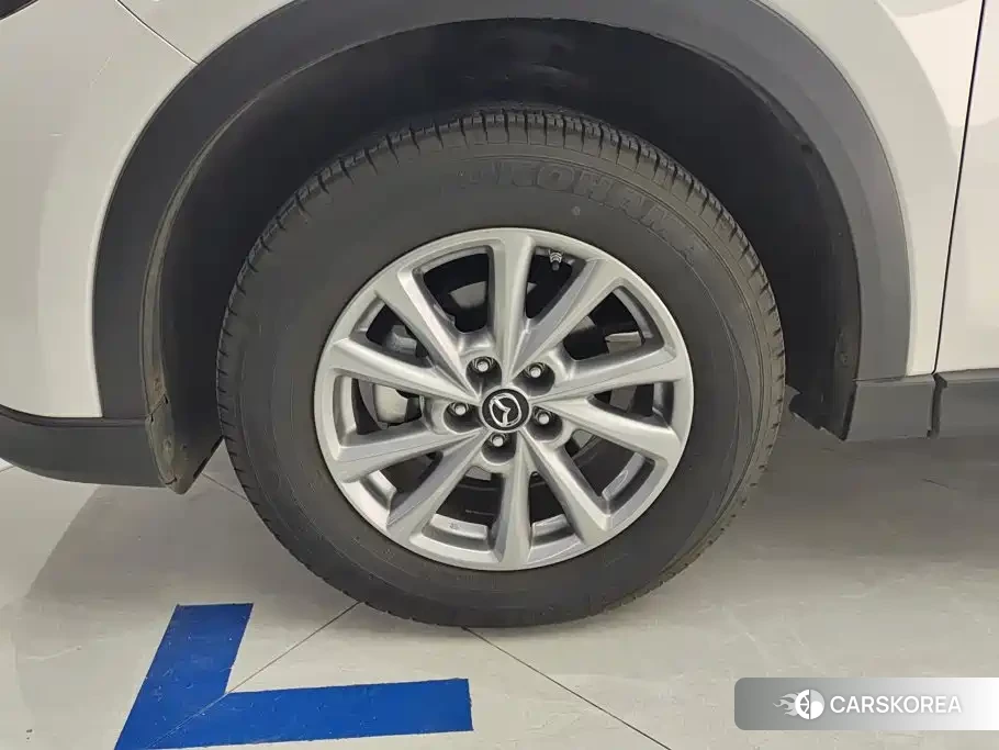 Mazda CX-5 2024 Белый из Китая, фото 6