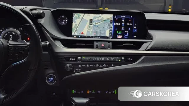 Lexus ES300h 7th generation 2019 Песочный из Кореи, фото 6