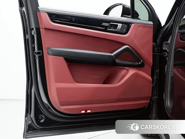 Porsche Cayenne (PO536) 2023 Черный из Кореи, фото 6