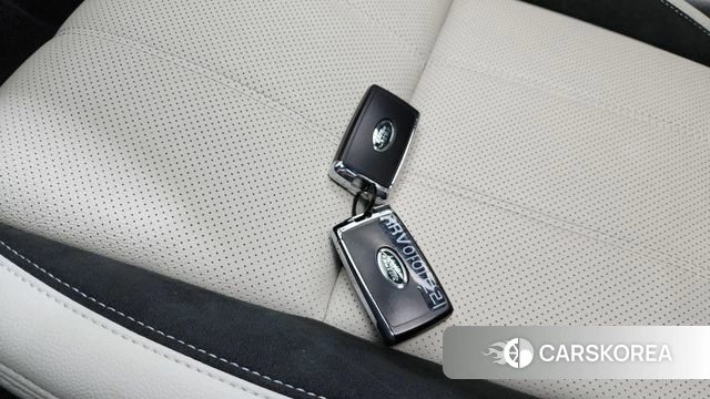 Land Rover Range Rover Velar 2022 Белый из Кореи, фото 6