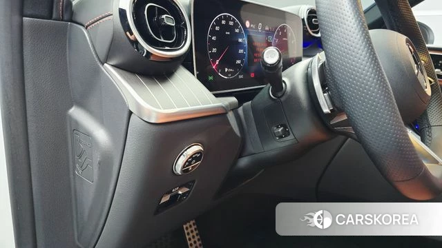 Mercedes-Benz GLC-Class X254 2024 Белый из Кореи, фото 6
