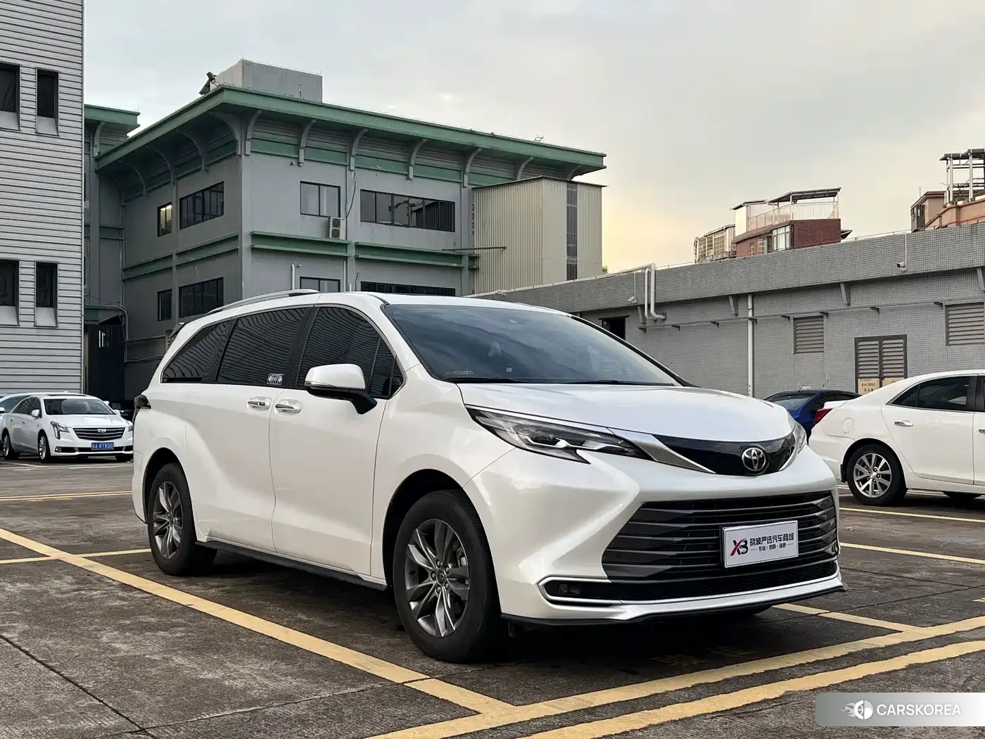 Toyota Sienna 2025 Белый из Китая, фото 6