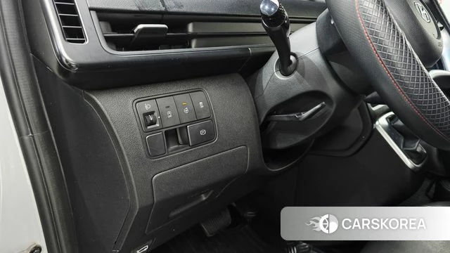 Hyundai Staria 2021 Серебряный из Кореи, фото 6