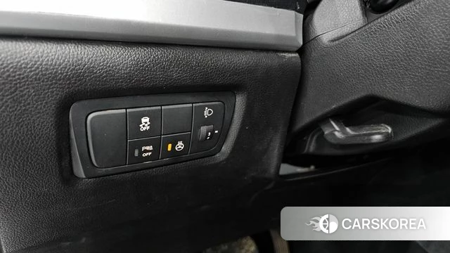 Ssangyong New Style Korando C 2018 Серебряный из Кореи, фото 6