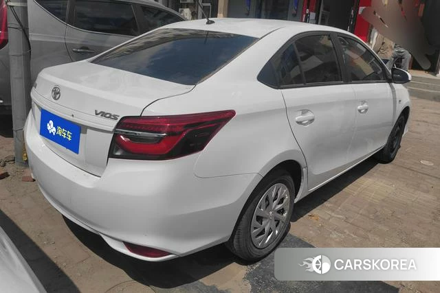 Toyota Vios 2022 Белый из Китая, фото 6